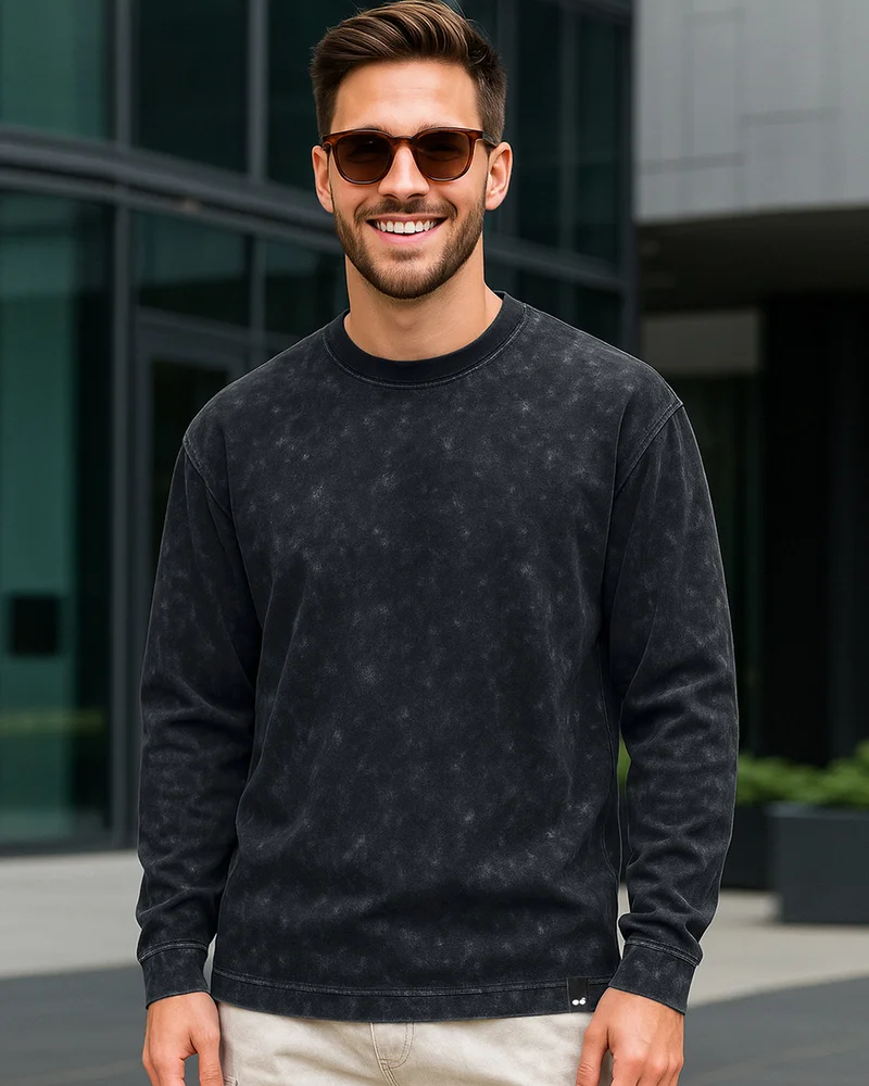 بيواكوف Men's Black Oversized Acid Wash T-shirt